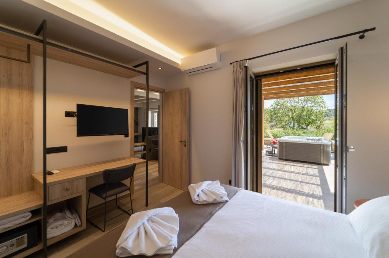 Quinta Essentia Suites Foiniki Luaran gambar