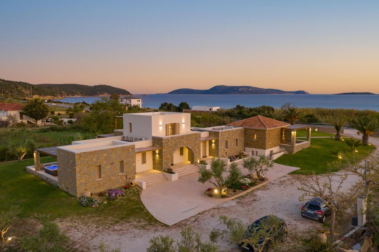 Quinta Essentia Suites Foiniki Luaran gambar