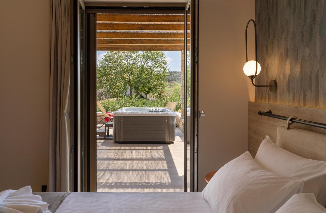 Quinta Essentia Suites Foiniki Luaran gambar